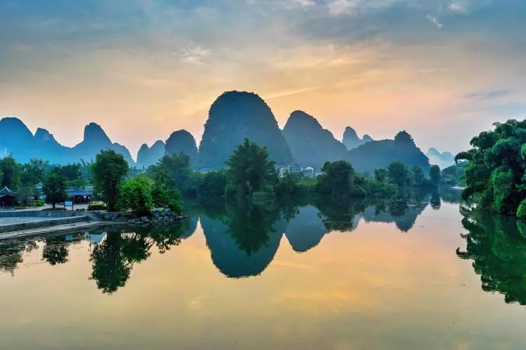 智慧工厂精密先进
